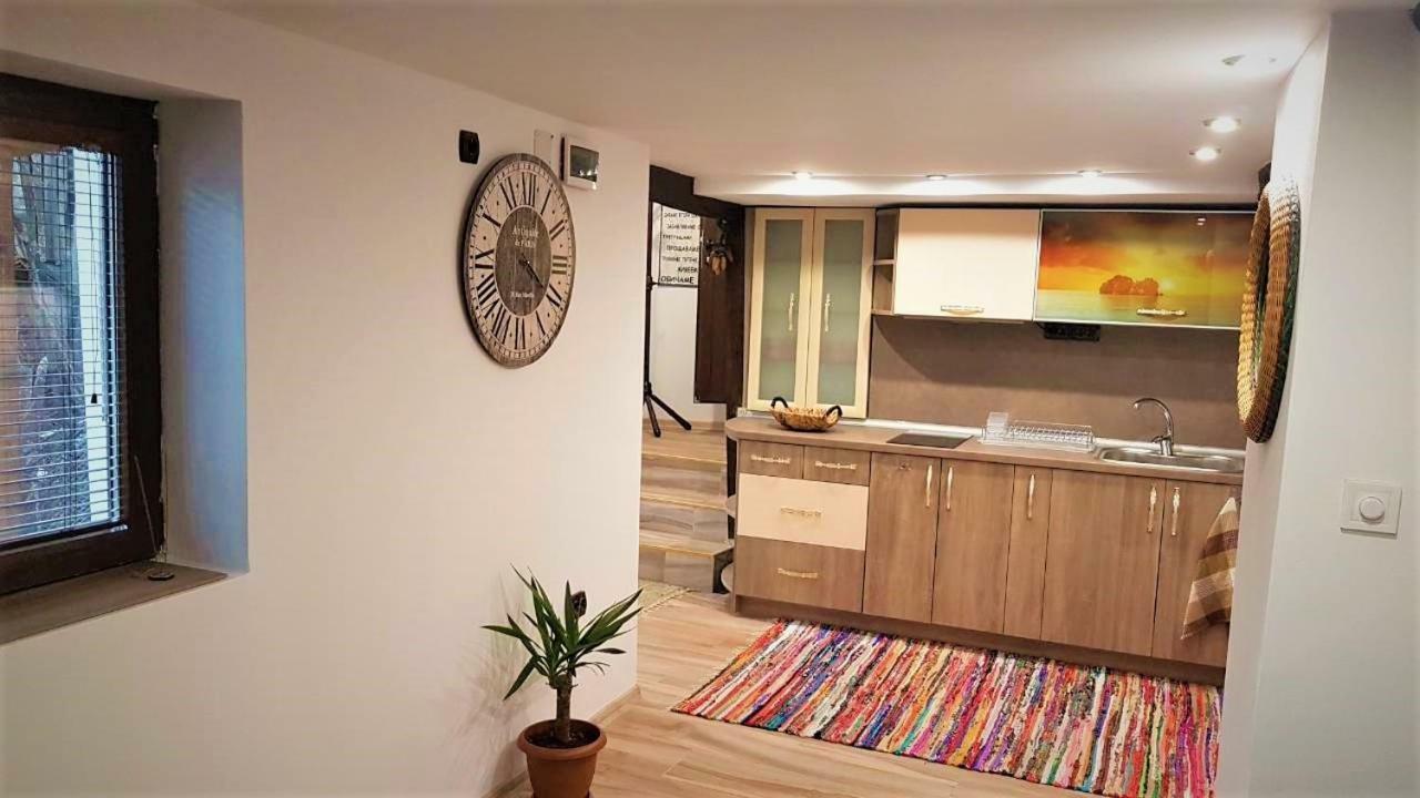 Arts Guest House -Beautiful Villa For 6 Persons เวลีคอเทอร์โนโว ภายนอก รูปภาพ
